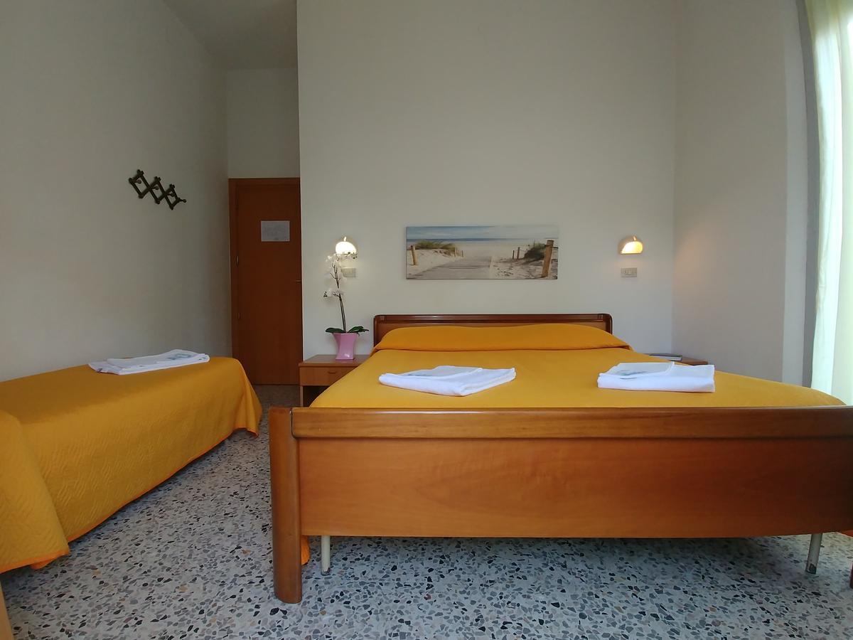 Hotel Marilena Viserbella di Rimini Exterior photo